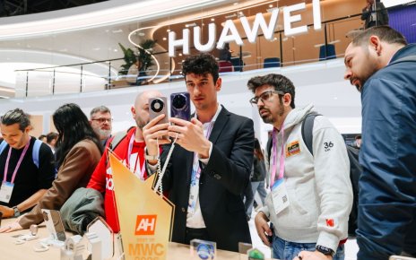 «Настоящее принадлежит вам»: чем впечатляет Huawei на выставке MWC 2026 в Барселоне
