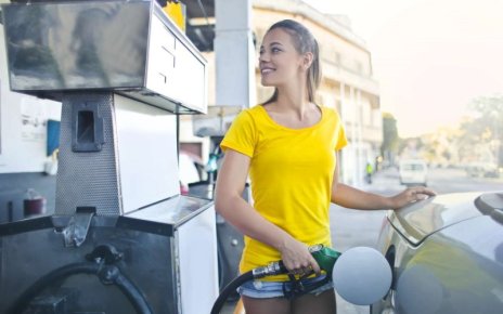 Белнефтехим объявил о постепенном повышении цен на топливо