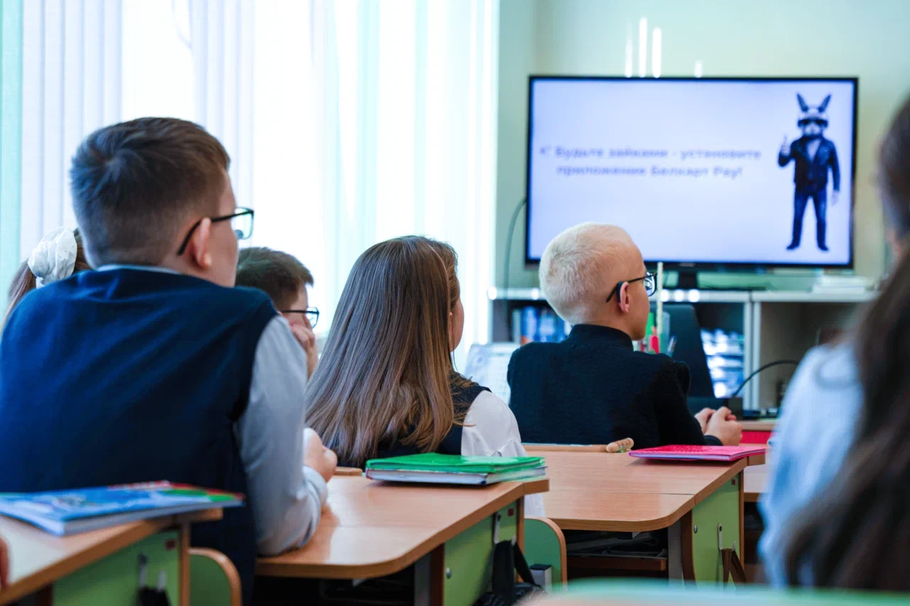 Урок цифровой безопасности: как столичных школьников учили ловить кибермошенников Урок цифровой безопасности: как столичных школьников учили ловить кибермошенников