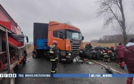 В Минском районе в лобовой аварии погиб водитель