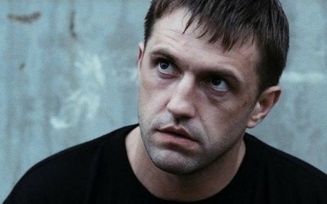 Владимир Путин присвоил двум актерам из "Бригады" звание народных артистов РФ