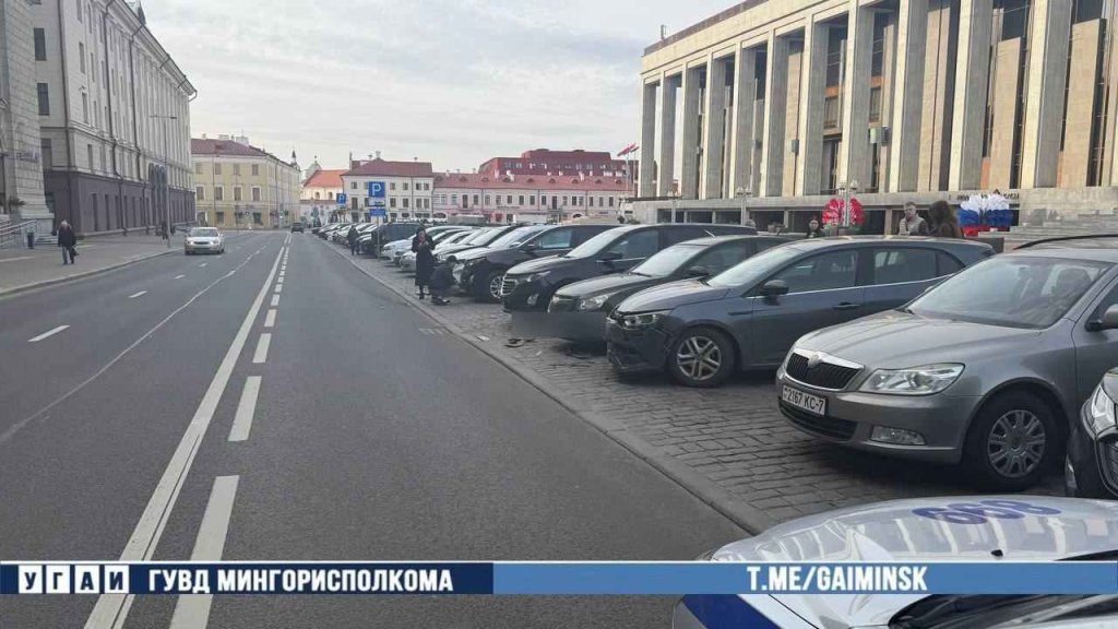 Пьяный водитель повредил семь авто на ул. Энгельса