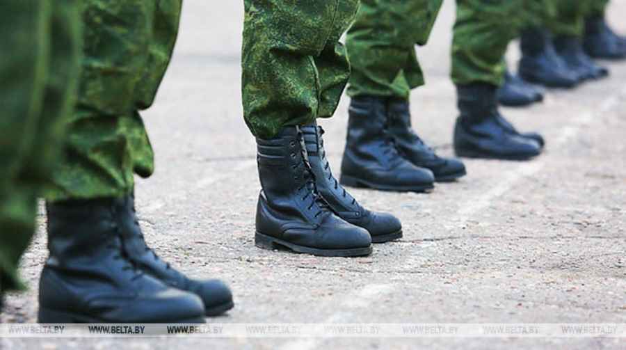 В Беларуси началась весенняя отправка призывников на срочную военную службу
