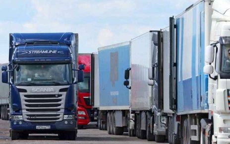 С 1 апреля доступно бронирование даты въезда грузовиков в пункты пропуска