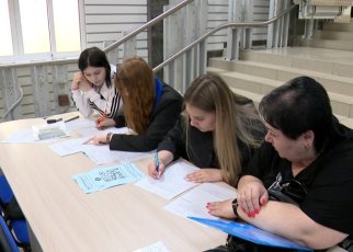 Без очередей: в Беларуси с июня абитуриенты смогут подавать документы в вузы онлайн