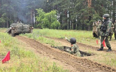 Школьников ждут круглосуточные учебно-полевые сборы