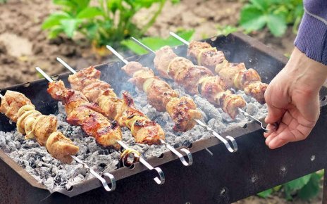 Где в Минске можно жарить шашлыки: советы МЧС и список разрешенных мест
