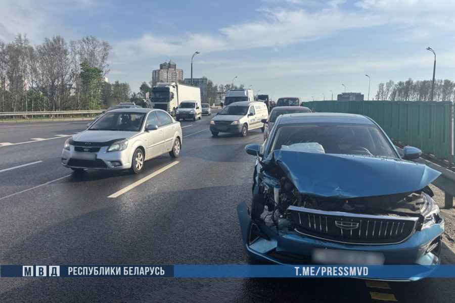 В столице на МКАД ДТП с пятью авто и пострадавшими