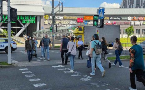 В Минске тестируют светофоры будущего для пешеходов и водителей