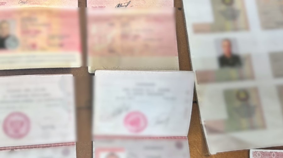 Правоохранители Беларуси и России задержали участников банды "серых риелторов" Правоохранители Беларуси и России задержали участников банды "серых риелторов"