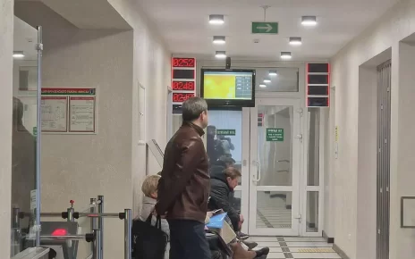 Службы 'одно окно' переведут в торговые центры