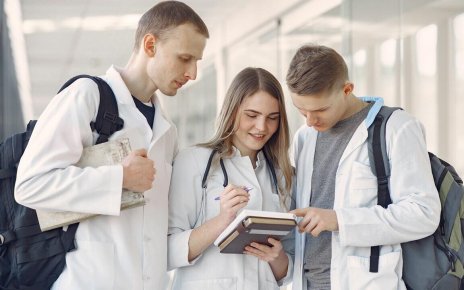 В Беларуси обсуждают отмену платного обучения в медвузе