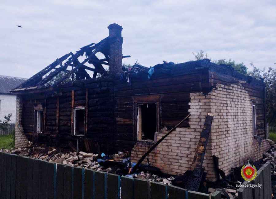 Трагедия в Наровле: пожар унес жизни троих, еще трое госпитализированы