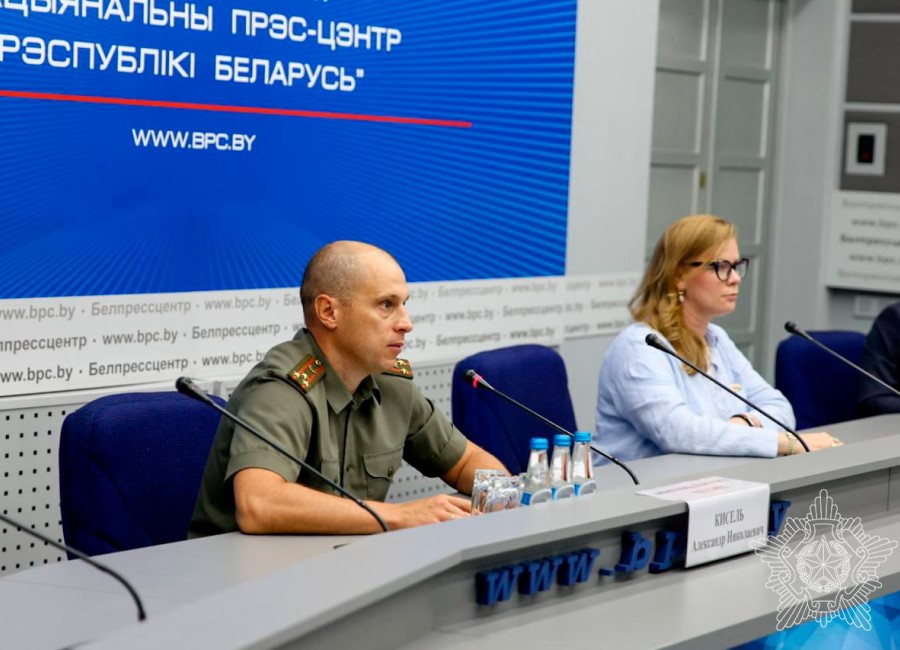 Белорусские военные развернут (https://t.me/modmilby/57048) 12 военно-тематических площадок в Минске 3 июля.