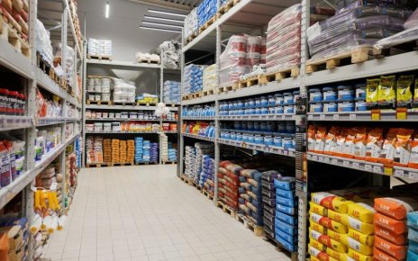 В ОМА распродают товары по Халве на 20 месяца