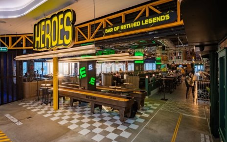 В центре Минска открыли событийное ивент-пространство HEROES Hub