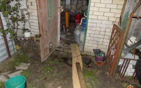 Пенсионерка пилила доски болгаркой и до смерти порезала себя