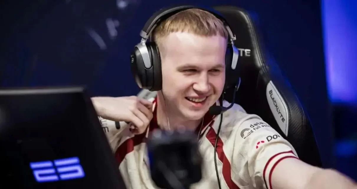 Белорусский киберспортсмен выиграл $600 тысяч на чемпионате мира по CS2