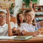 Зачем школы увеличивают численность в классах, объяснил министр образования Министр образования объяснил, зачем школы увеличивают численность классов