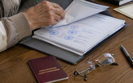 Неполная ставка, советский стаж и две пенсии: как учитывают годы работы и выплаты