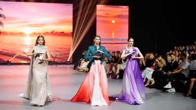 В Минске прошел большой fashion-показ с кутюрными платьями по мотивам смартфонов