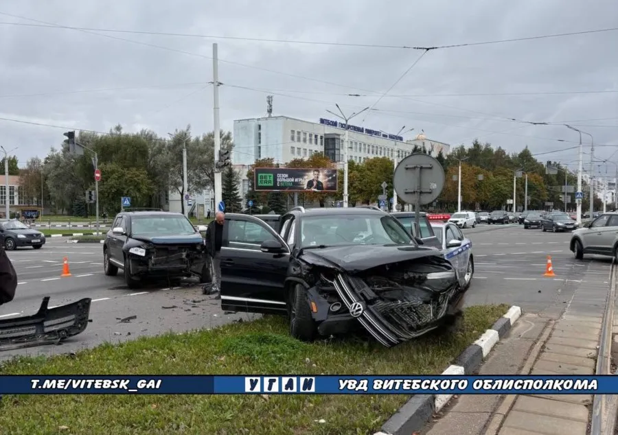 В Витебске на Московском проспекте столкнулись два Volkswagen