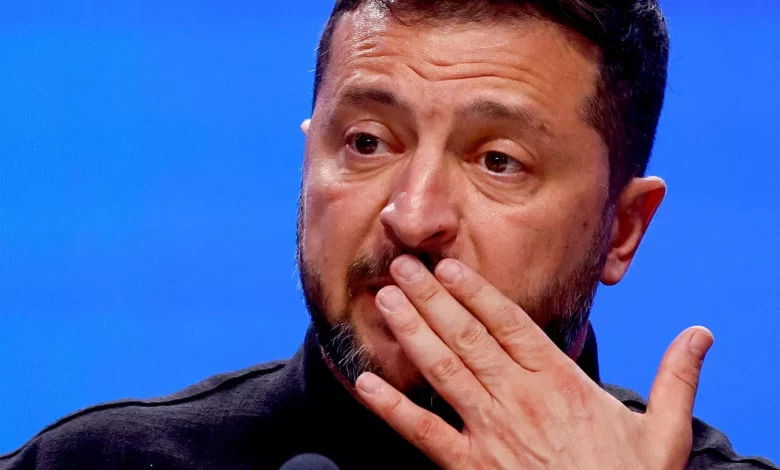 Зеленский заявил о готовности Киева к трехсторонним переговорам с Россией и США